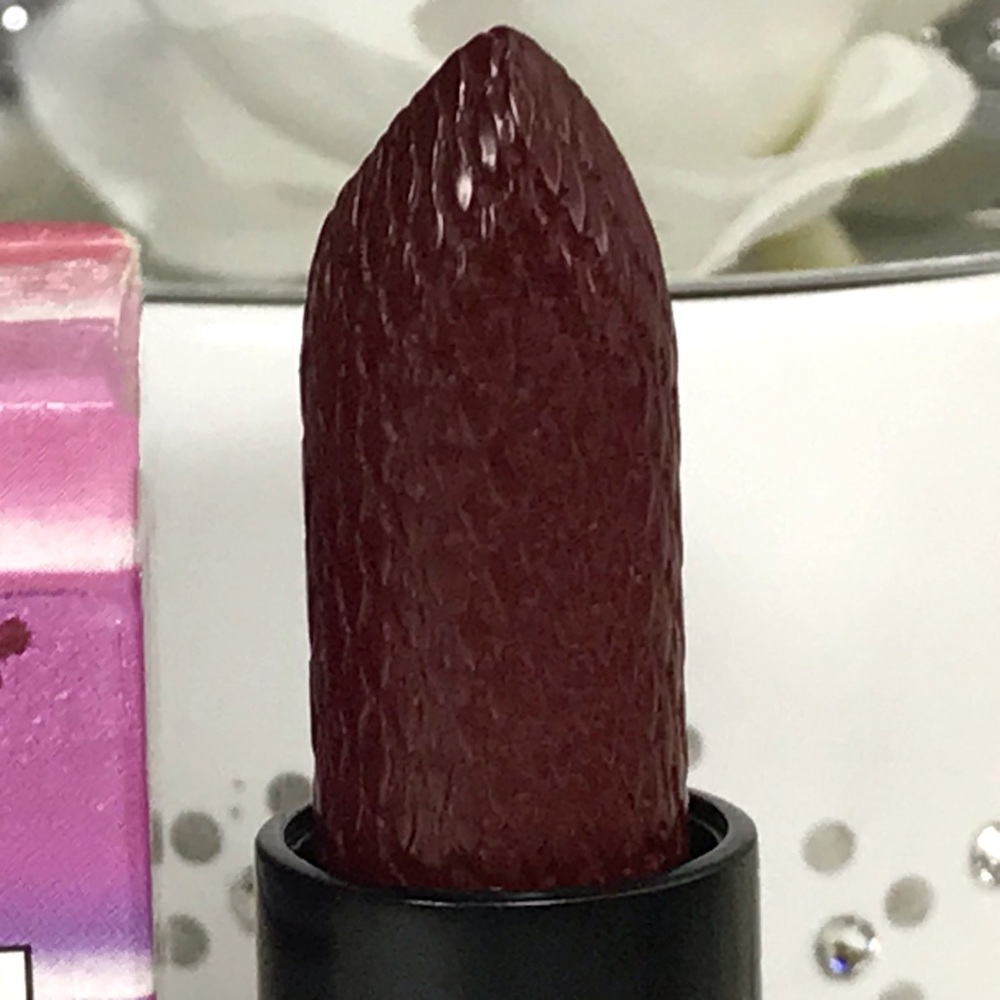 Laura Geller Iconic Baked Sculpting Lipstick in Broadway Plum ISSUE w Tube *BNIB - Picture 6 of 15